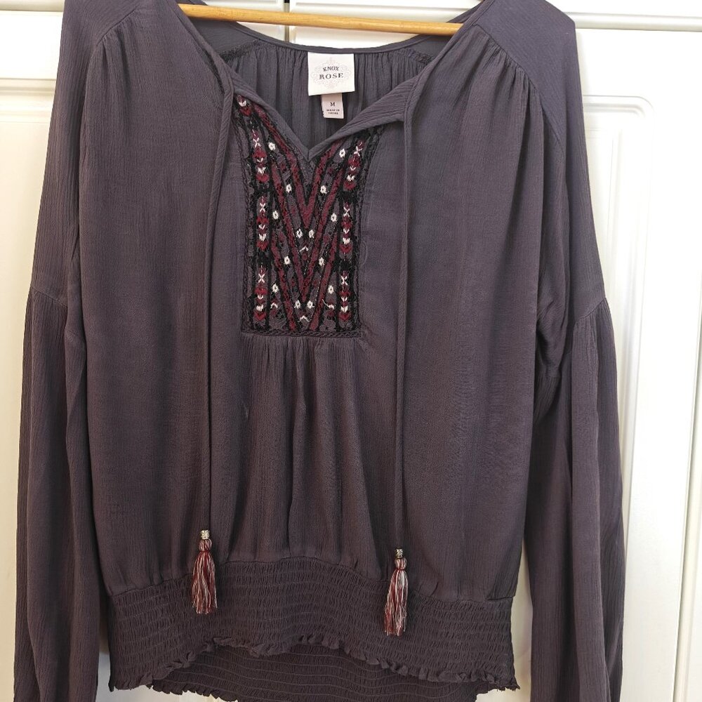 Knox Rose Dark Grey Embroidered Top, Size Medium, New